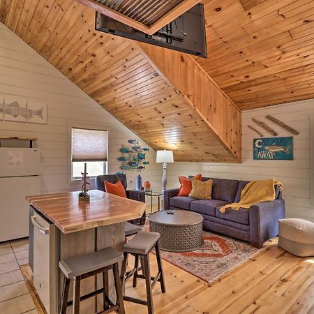Pet-Friendly Studio With Loft And Mountain Views! Kültér fotó