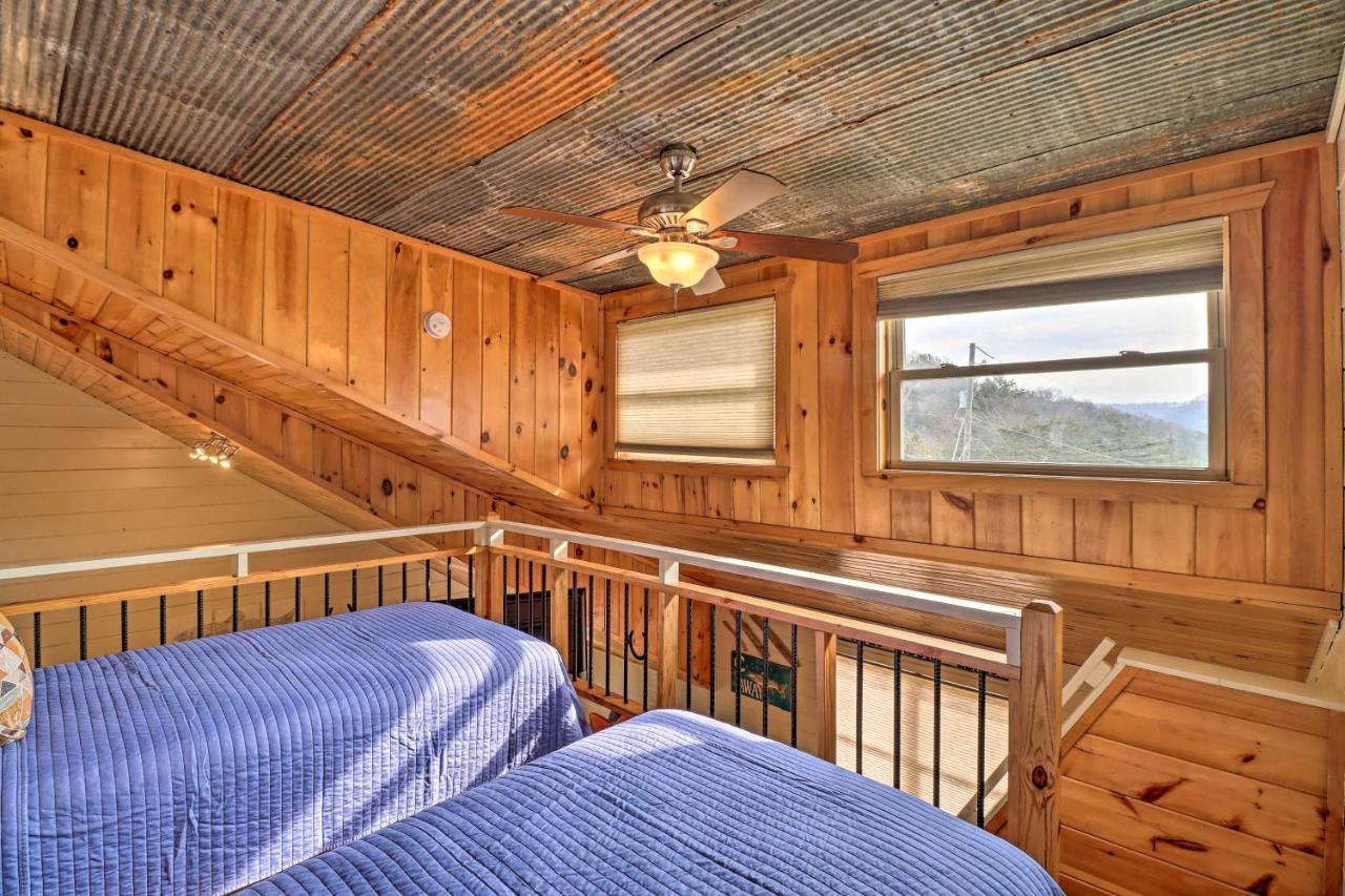Pet-Friendly Studio With Loft And Mountain Views! Kültér fotó